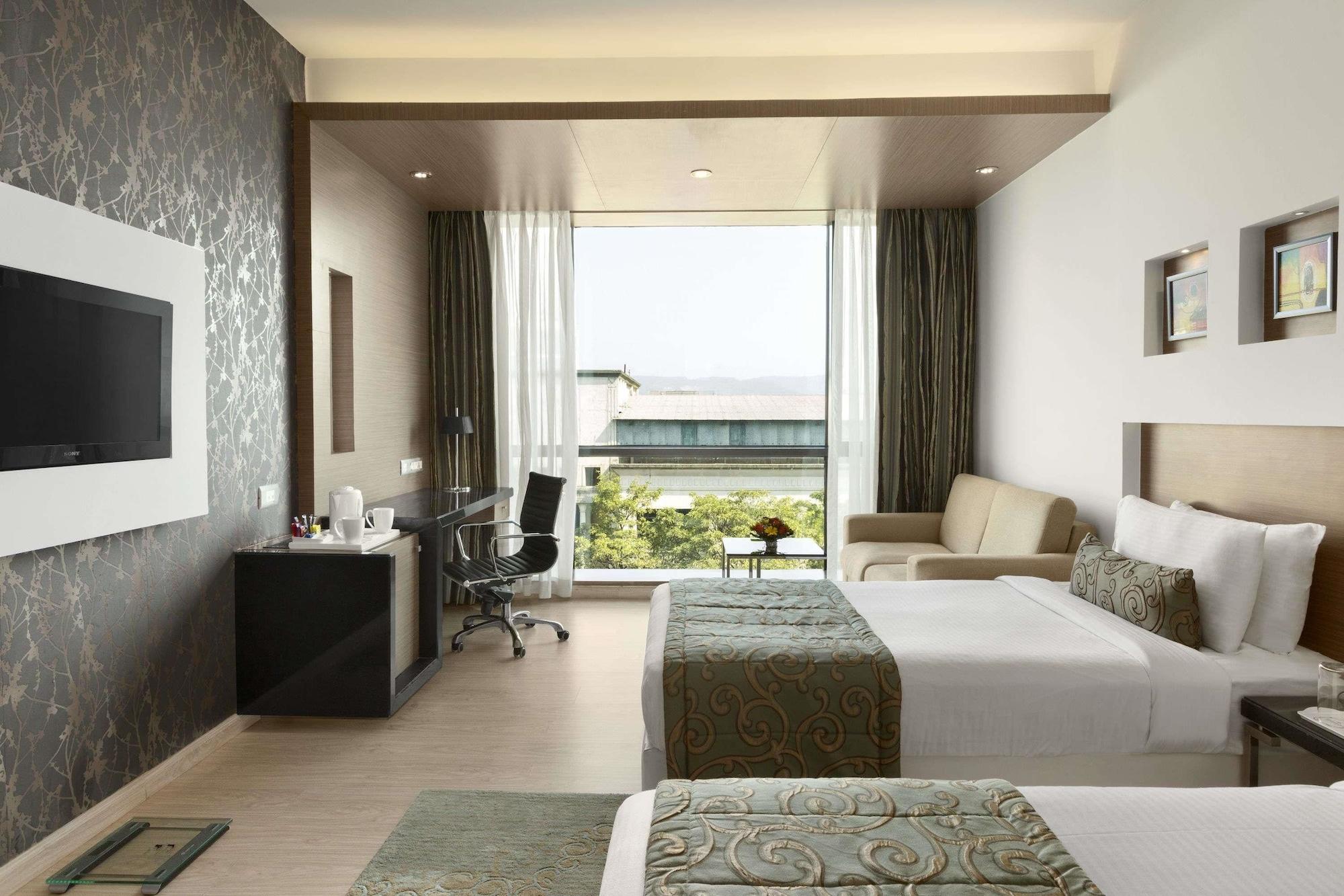 Ramada By Wyndham Navi Mumbai Hotel Eksteriør billede
