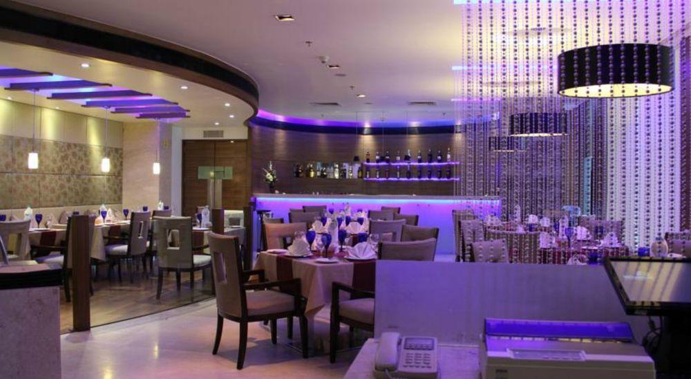 Ramada By Wyndham Navi Mumbai Hotel Eksteriør billede