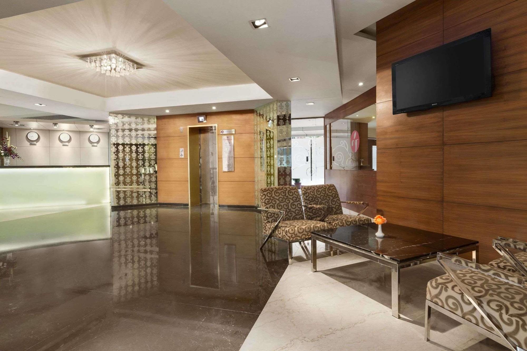 Ramada By Wyndham Navi Mumbai Hotel Eksteriør billede